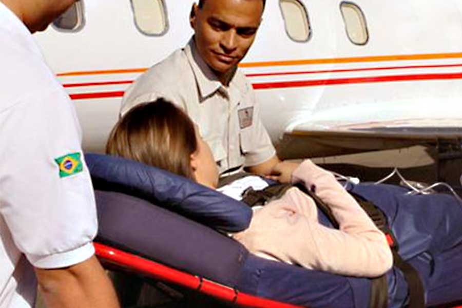 Contratando um Transporte Aeromédico